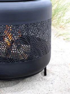 Feuerstelle Outdoorofen Feuerofen Kaminofen Metall Lochstahl