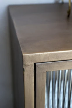 Industrial Vitrine Kabinett Golden Amaury Geriffeltes Glas 150/60