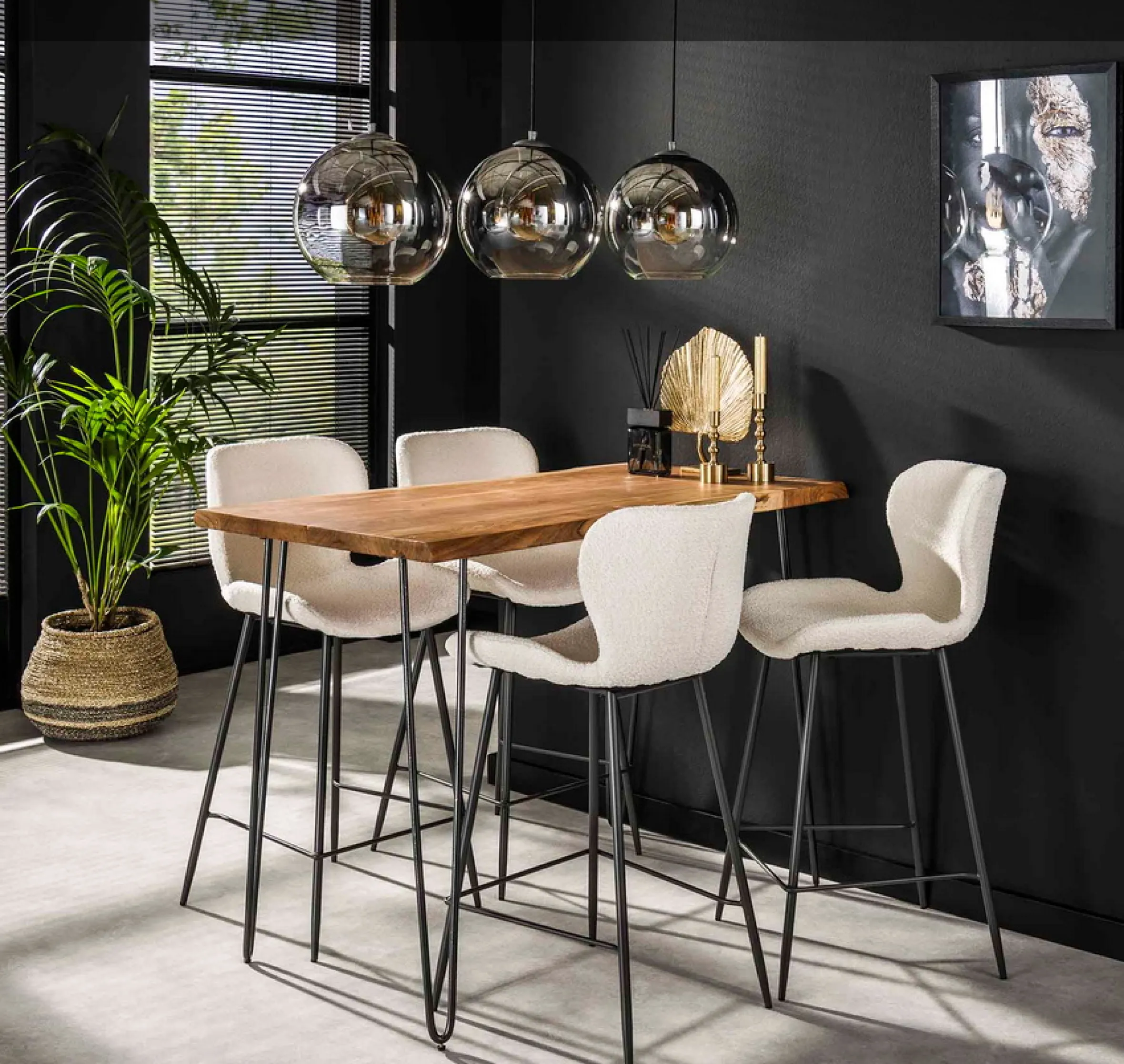 Massivholz Bartisch Industrial Edge Vintage 130/70/3,5 Baumkante