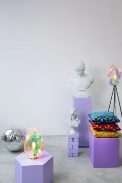 Retro Kissen Start The Fireworks in drei verschiedenen Farben