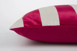 Retro Kissen Stripes in Rot-Weiß 60 cm