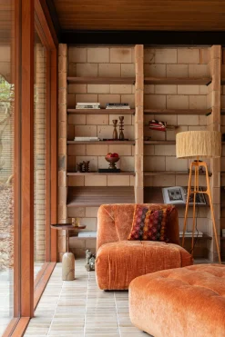 Retro Stehlampe Afra Metallgestell mit Bastschirm in orange