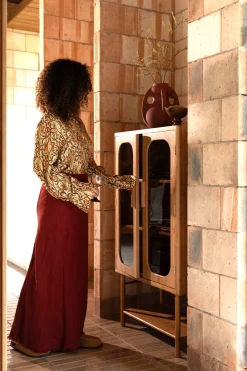 Retro Vitrine Hochkommode Caroun Bambus Rauchglas