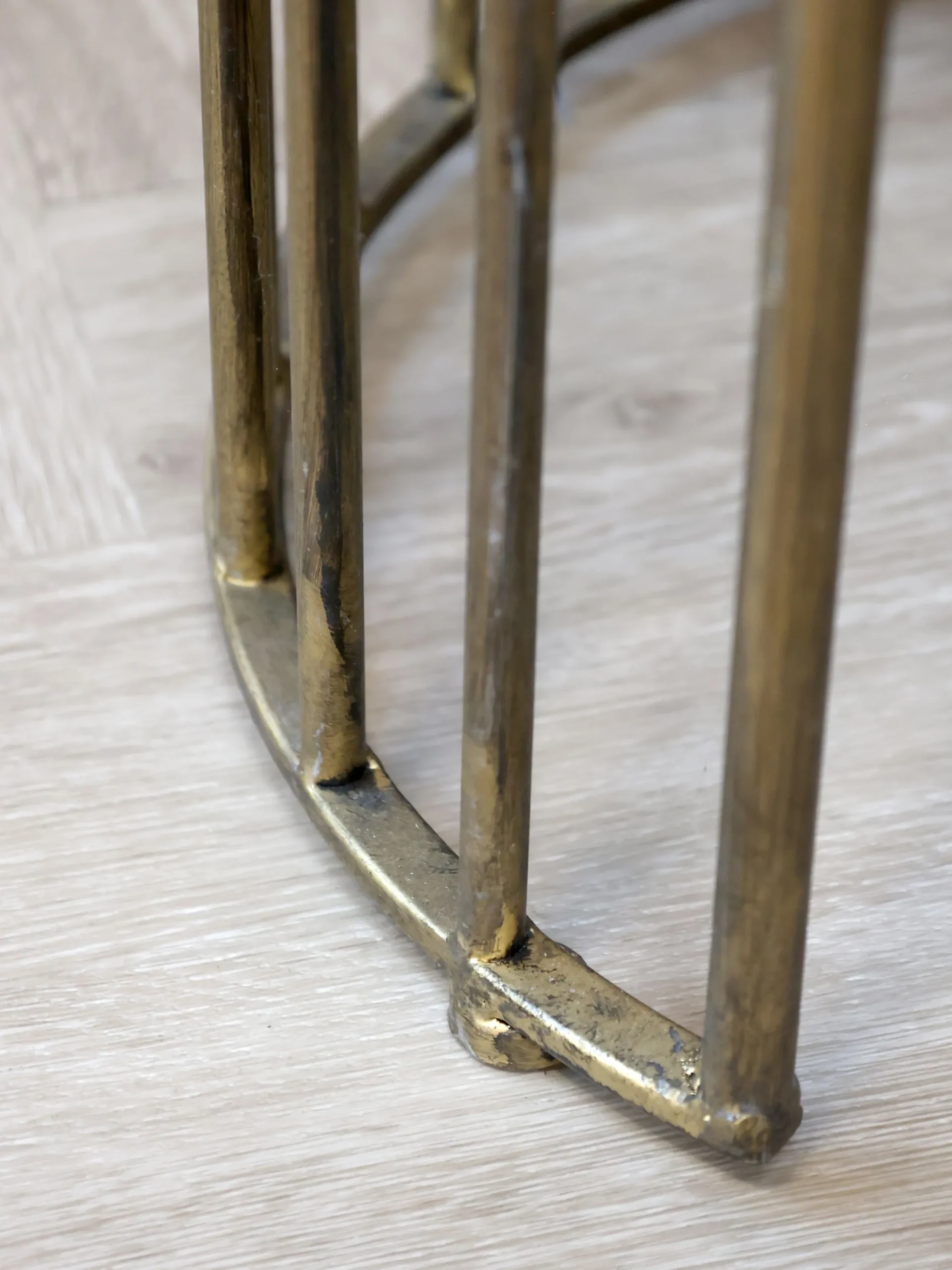 Vintage Regal Standregal Vincent Oval Antik Messing Finish