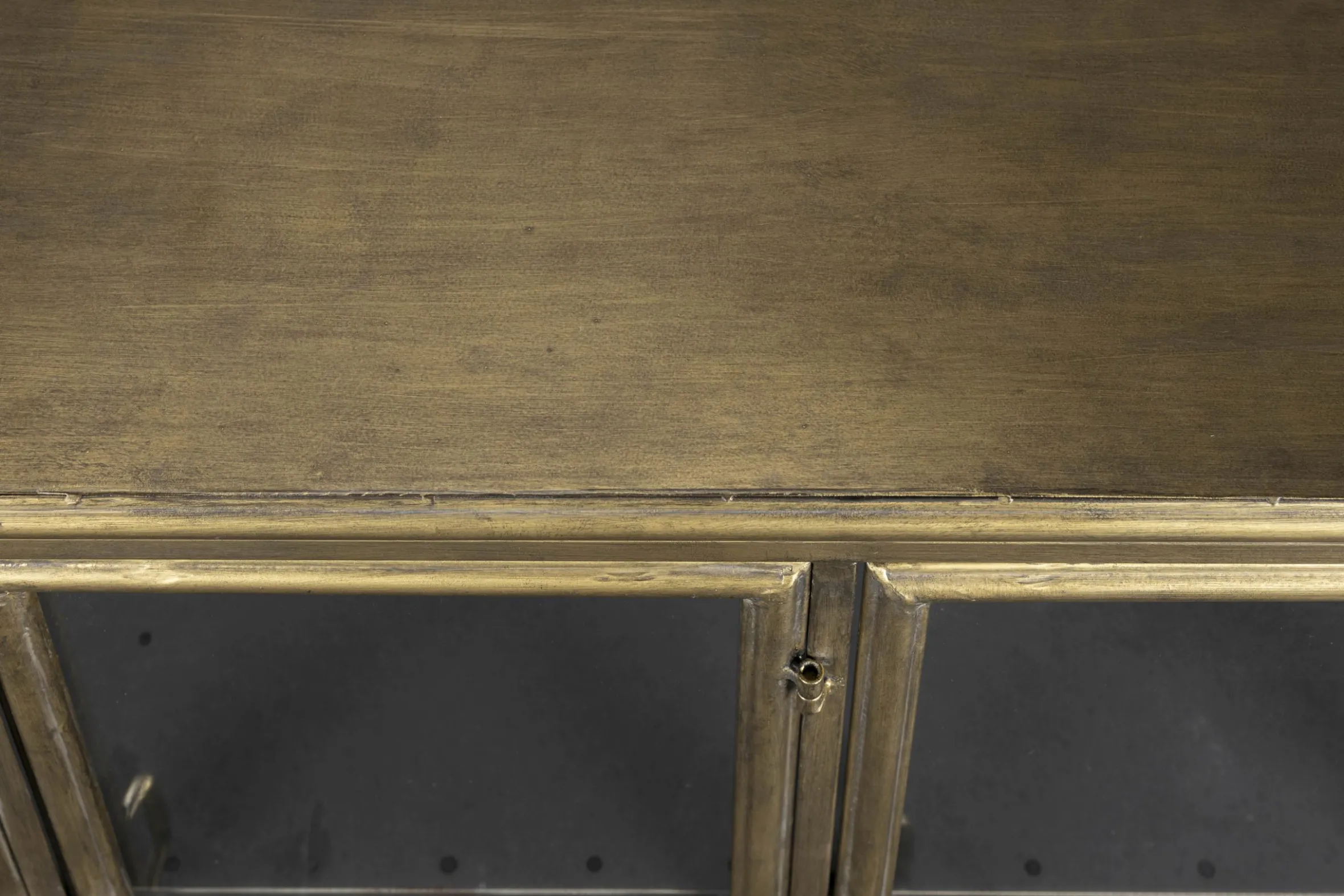 Vintage Vitrine Sideboard Gertlush Antik-Messing Metall